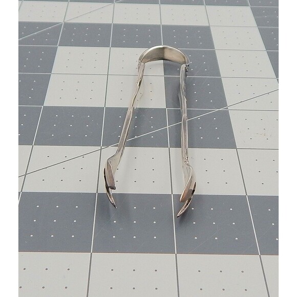 Towle Fontana Silver Electroplate Sugar Tongs 4 Inch - Picture 8 of 8